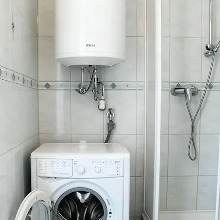 Historic Flat & Private Courtyard Apartment *