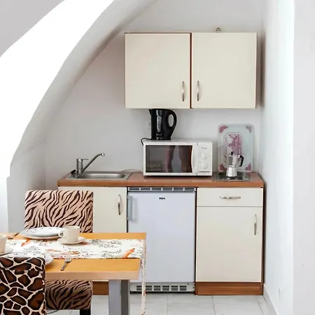 Apartment Historic Flat & Private Courtyard *